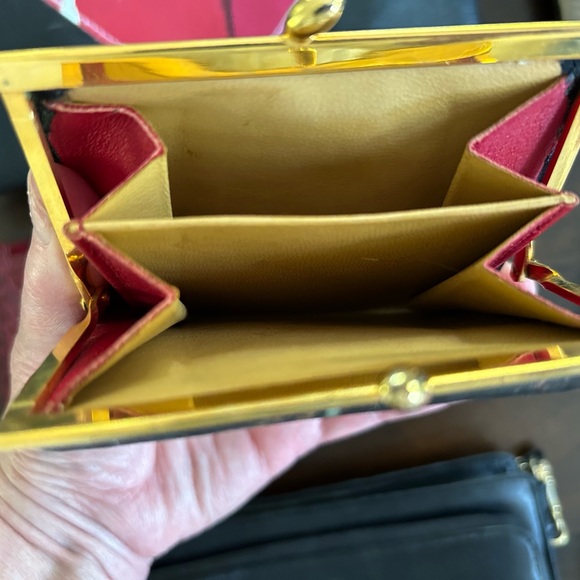 Bundle of Crossbody and Cosmetic Bags and Wallets - Picture 6 of 13